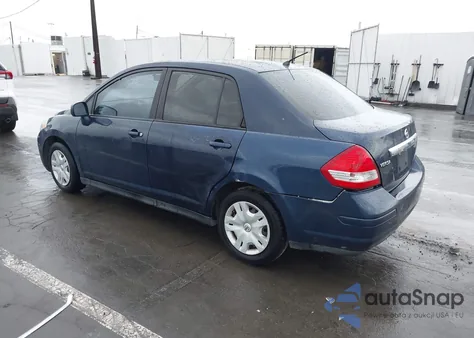 2011 Nissan Versa 1.8S z USA, uszkodzony, nr VIN 3N1BC1AP1BL450699